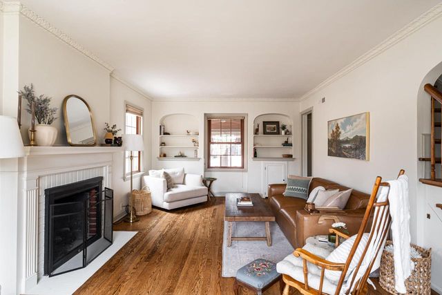 6590 W Hadley STREET, Milwaukee, WI 53210