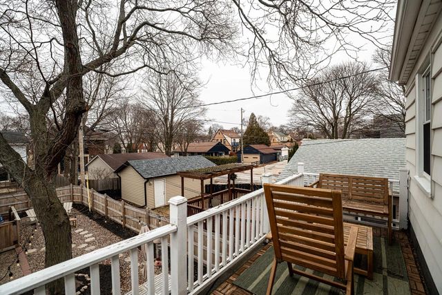 6590 W Hadley STREET, Milwaukee, WI 53210