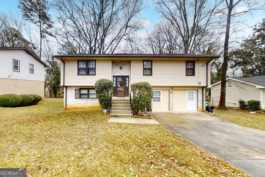 2284 Emerald Springs Drive, Decatur, GA 30035 — exterior