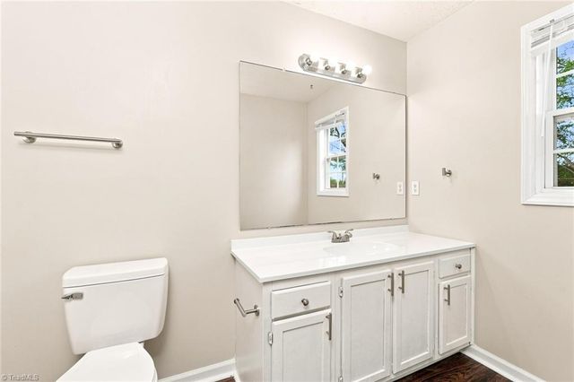 1495 Fiddlers Knoll Drive, Kernersville, NC 27284
