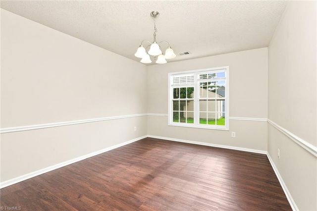 1495 Fiddlers Knoll Drive, Kernersville, NC 27284