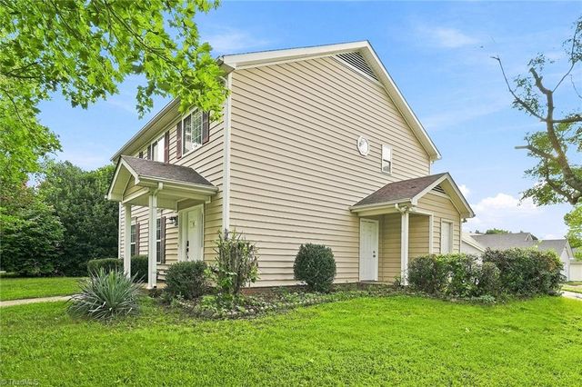 1495 Fiddlers Knoll Drive, Kernersville, NC 27284