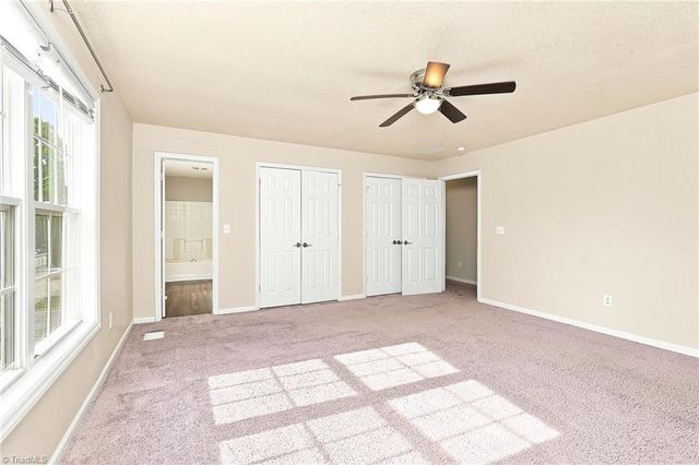 1495 Fiddlers Knoll Drive, Kernersville, NC 27284