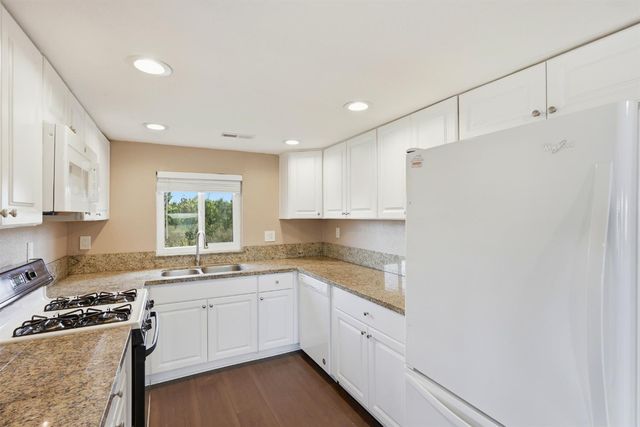 20042 N Ray Rd, Lodi, CA 95242