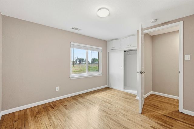 20042 N Ray Rd, Lodi, CA 95242