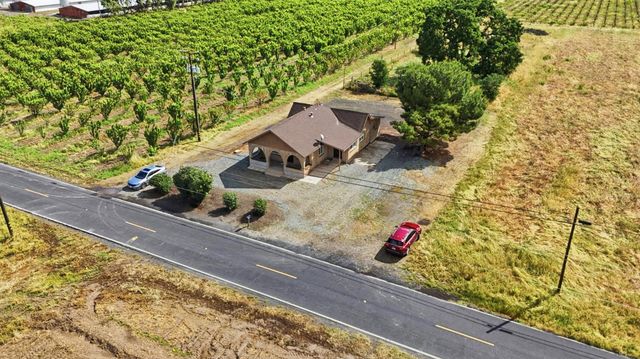 20042 N Ray Rd, Lodi, CA 95242