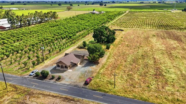 20042 N Ray Rd, Lodi, CA 95242