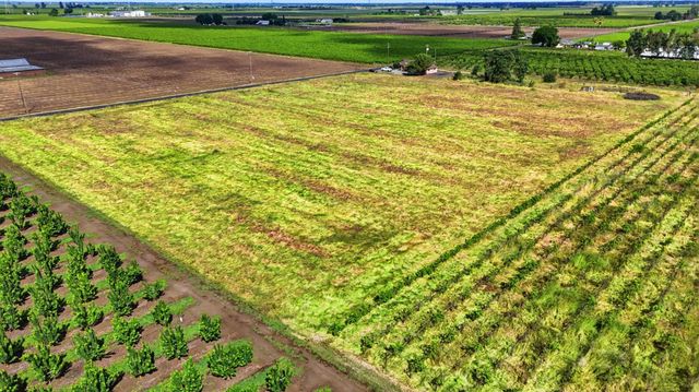 20042 N Ray Rd, Lodi, CA 95242