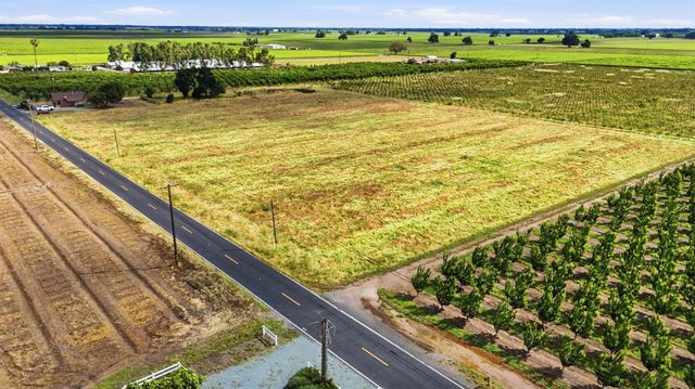 20042 N Ray Rd, Lodi, CA 95242