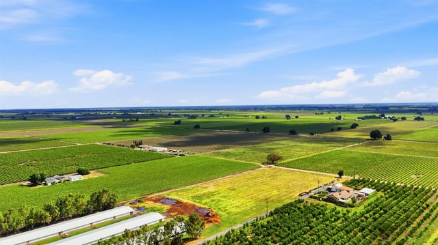 20042 N Ray Rd, Lodi, CA 95242