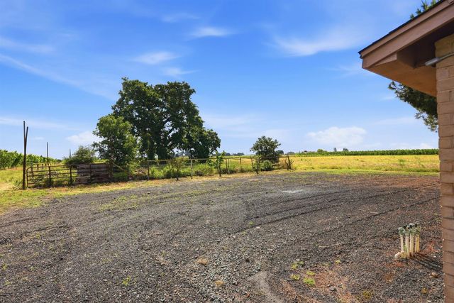 20042 N Ray Rd, Lodi, CA 95242