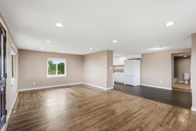 20042 N Ray Rd, Lodi, CA 95242