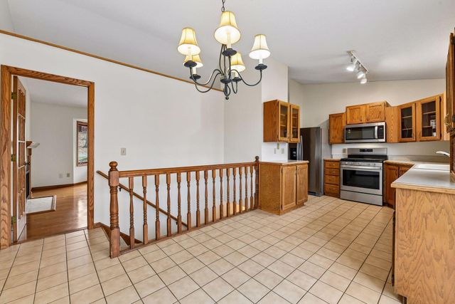 8030 81st Street, Victoria, MN 55386