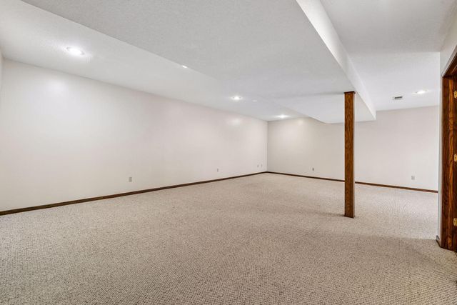 8030 81st Street, Victoria, MN 55386