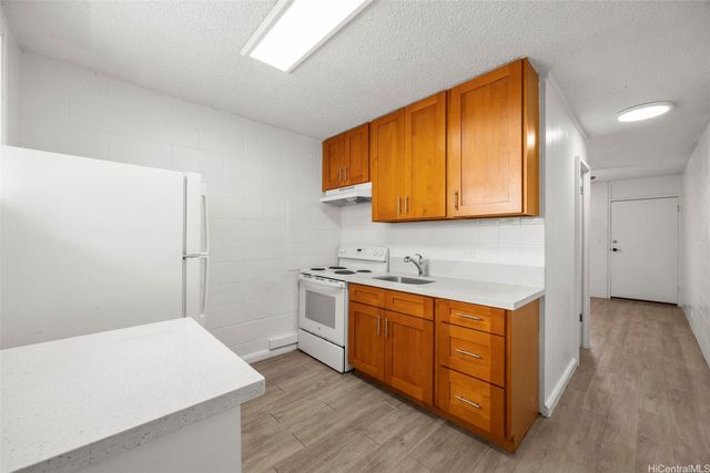 94-322 Pupuole Street, Waipahu, HI 96797