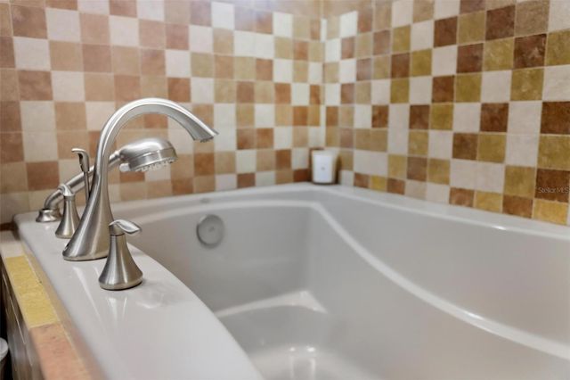 218 S HIGH STREET, Deland, FL 32720