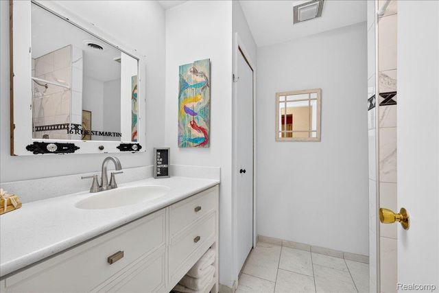 8421 Mathias 11, Grosse Ile Township, MI 48138