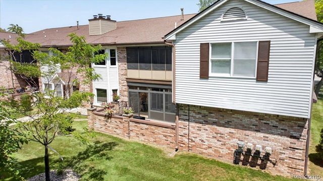 8421 Mathias 11, Grosse Ile Township, MI 48138