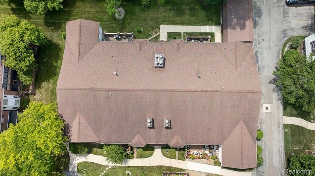 8421 Mathias 11, Grosse Ile Township, MI 48138