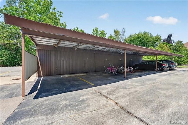 8421 Mathias 11, Grosse Ile Township, MI 48138
