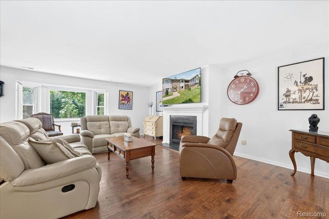 8421 Mathias 11, Grosse Ile Township, MI 48138