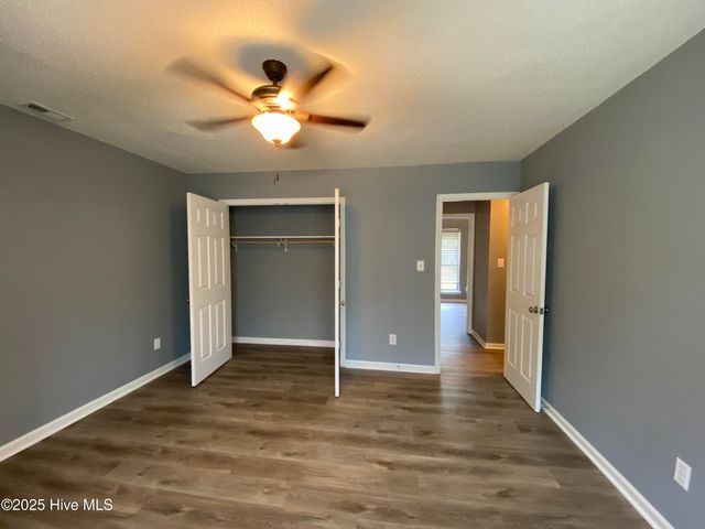 407 Sitton Place, Jacksonville, NC 28546