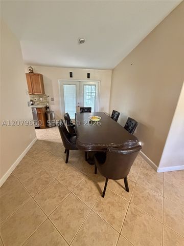 16298 N 90th St N, Loxahatchee, FL 33470