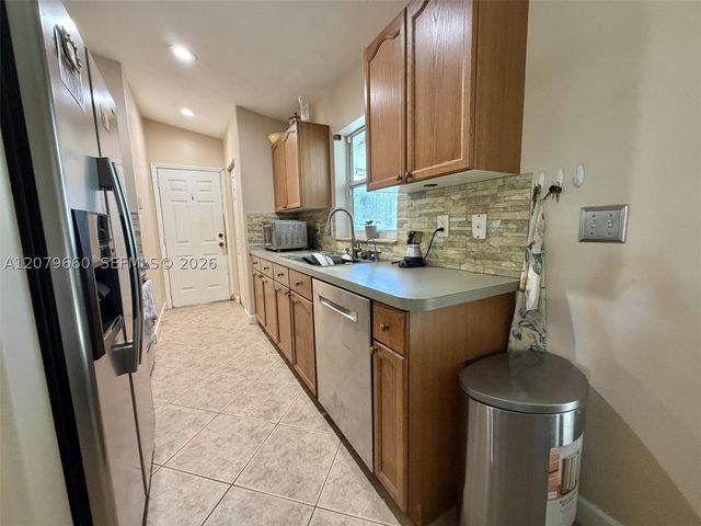 16298 N 90th St N, Loxahatchee, FL 33470