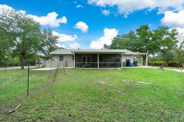 16298 N 90th St N, Loxahatchee, FL 33470