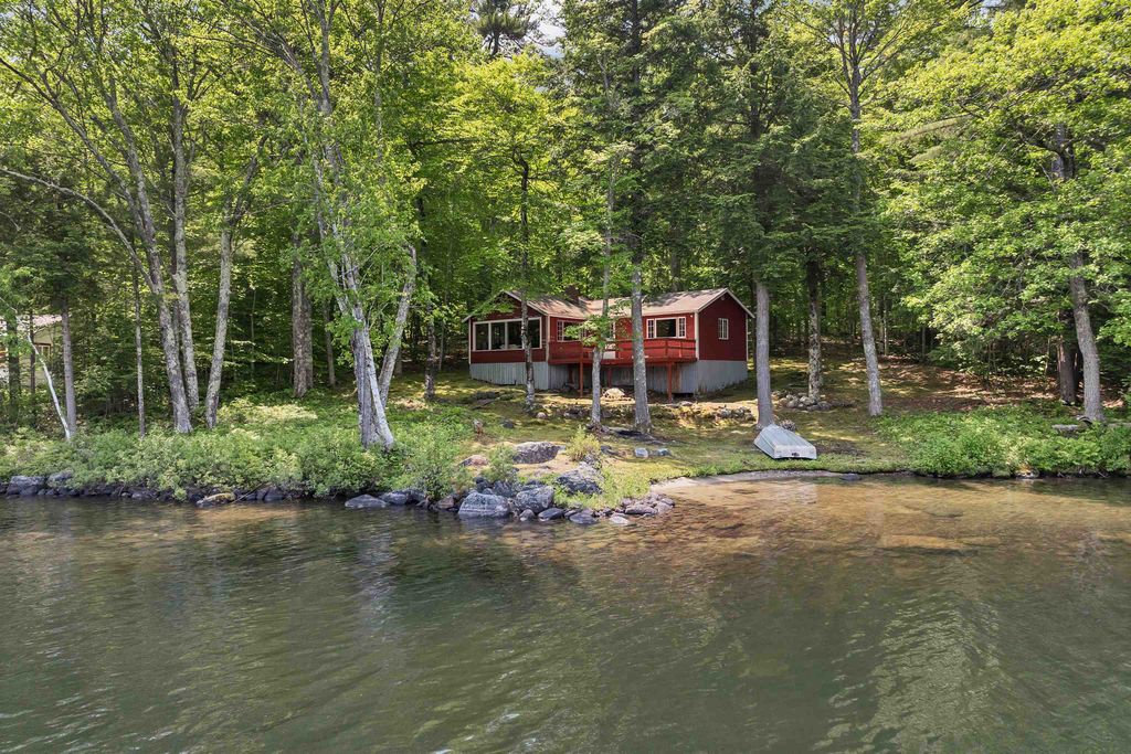 149 Kanasatka Road, Moultonborough, NH 03254