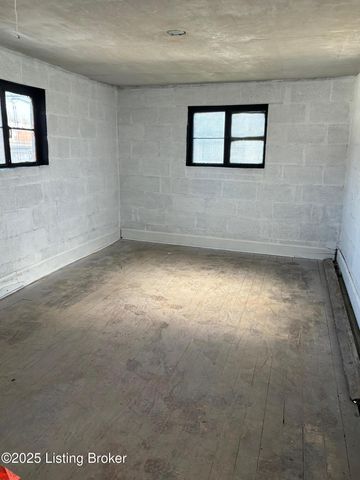 1812 Wilson Ave, Louisville, KY 40210