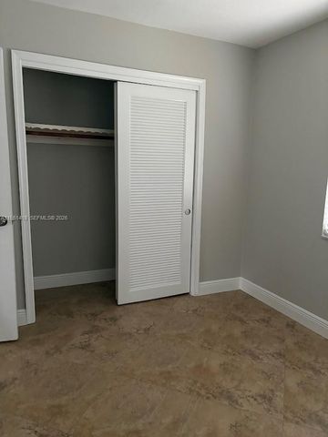 7305 NW 57th Ct, Tamarac, FL 33321