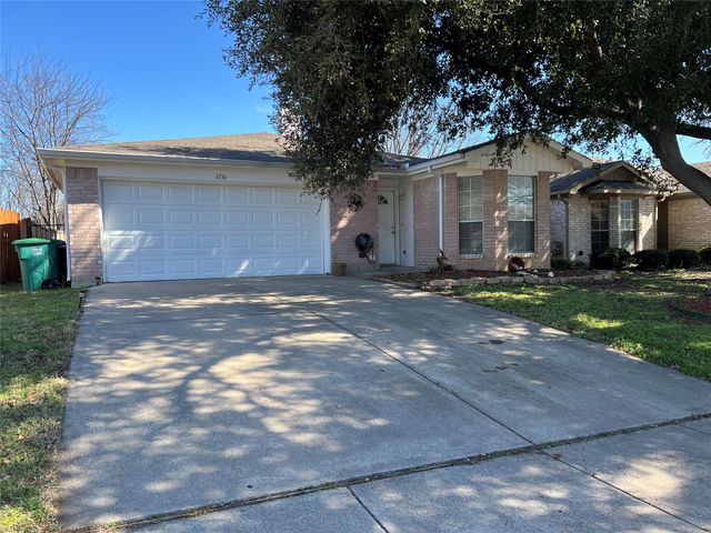 6736 Black Wing Drive, Fort Worth, TX 76137