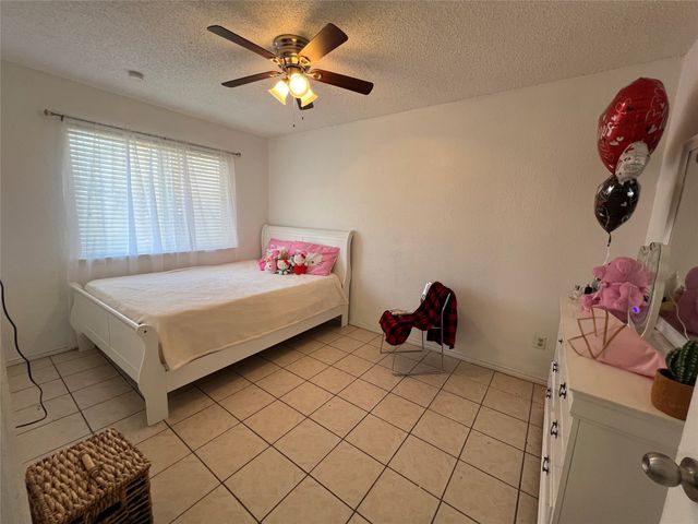 6736 Black Wing Drive, Fort Worth, TX 76137