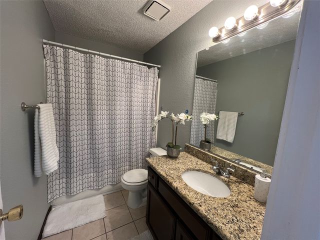 6736 Black Wing Drive, Fort Worth, TX 76137