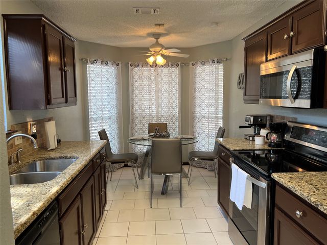 6736 Black Wing Drive, Fort Worth, TX 76137