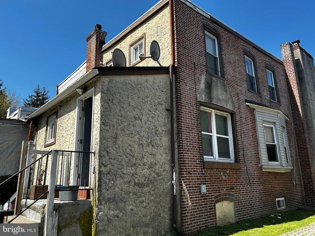 19 N MACDADE BLVD, Glenolden, PA 19036