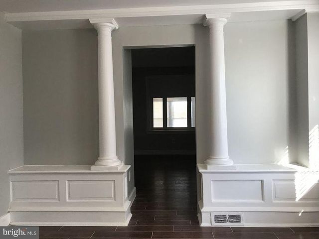 19 N MACDADE BLVD, Glenolden, PA 19036