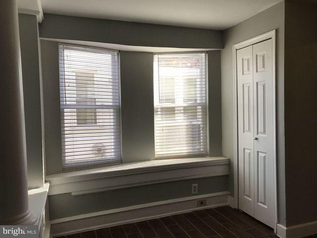 19 N MACDADE BLVD, Glenolden, PA 19036