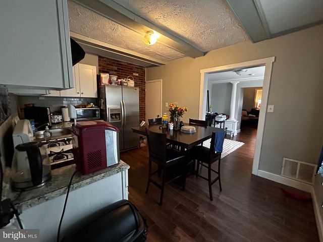 19 N MACDADE BLVD, Glenolden, PA 19036