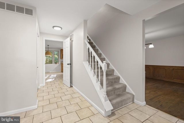 5209 HESPERUS DR, Columbia, MD 21044