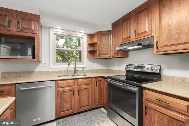 5209 HESPERUS DR, Columbia, MD 21044
