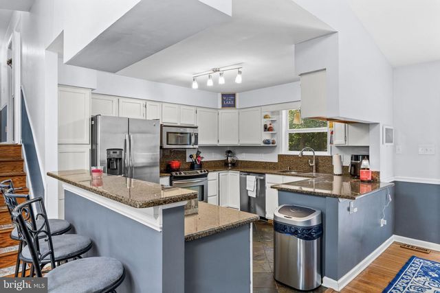 71 LAKE CAROLINE DR, Ruther Glen, VA 22546