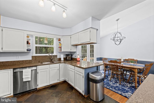 71 LAKE CAROLINE DR, Ruther Glen, VA 22546