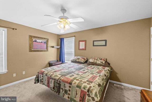 71 LAKE CAROLINE DR, Ruther Glen, VA 22546