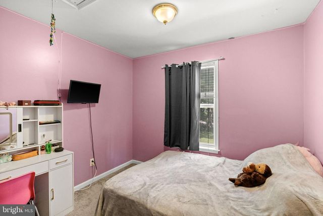 71 LAKE CAROLINE DR, Ruther Glen, VA 22546