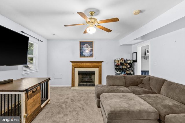 71 LAKE CAROLINE DR, Ruther Glen, VA 22546