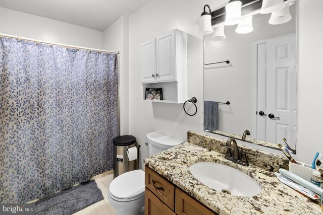 71 LAKE CAROLINE DR, Ruther Glen, VA 22546