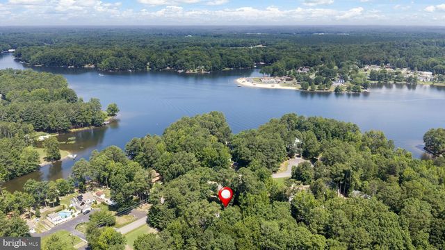 71 LAKE CAROLINE DR, Ruther Glen, VA 22546