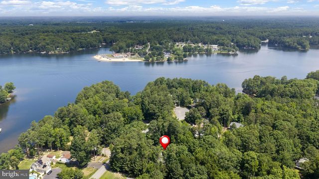 71 LAKE CAROLINE DR, Ruther Glen, VA 22546